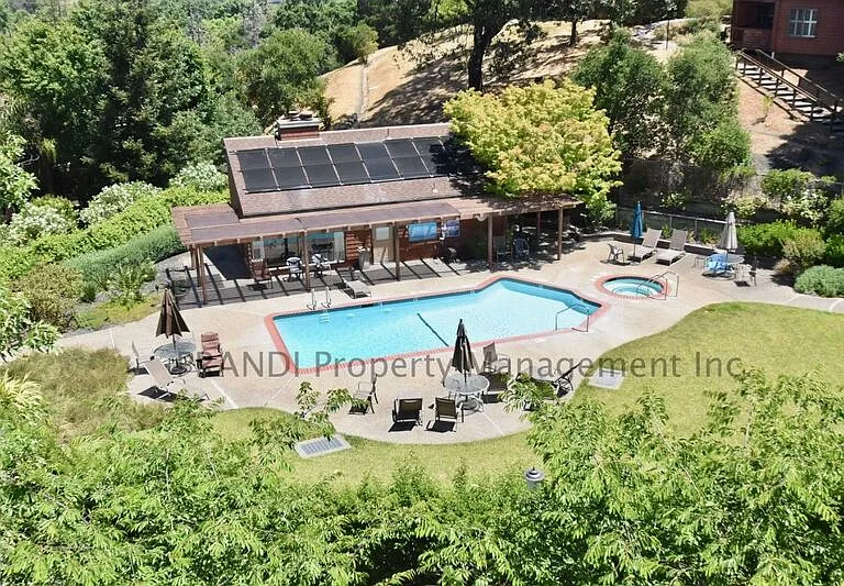 920 Arlene Way — Photo 16