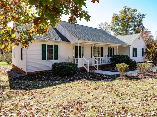 723 Ridgemont Dr, Louisa, VA 23093