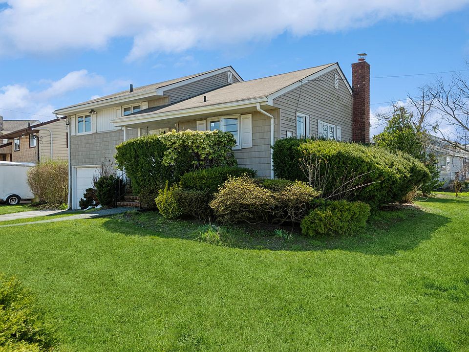 38 Jomarr Ct, Massapequa, NY 11758 Zillow