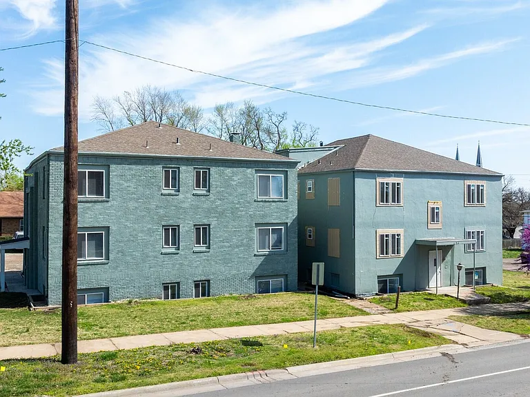 332 SW Topeka Blvd — Photo 15