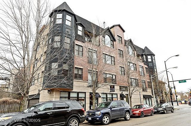 1st image of 3201 N Wolcott Ave APT 3B