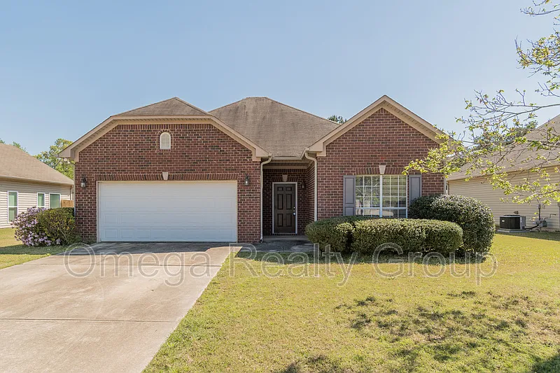 Building Photo - 209 Forest Village Ln