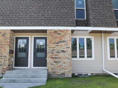 237 12 1/2 Ave E, West Fargo, ND, 58078