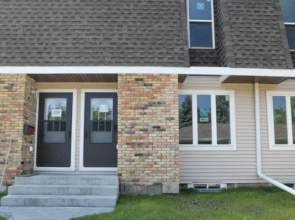 237 12 1/2 Ave E, West Fargo, ND 58078