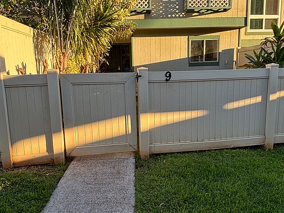 2nd image of 92-1250 Kikaha St #9