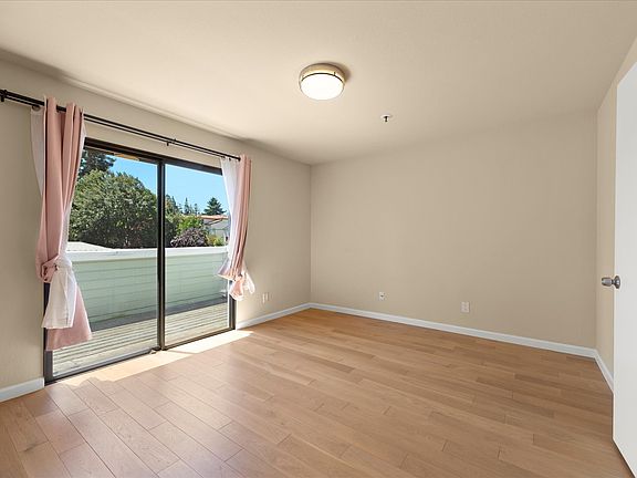 4th image of 457 Sierra Vista Ave APT 3