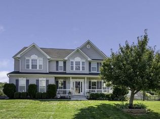 107 Spruce Hill Way, Charles Town, WV 25414