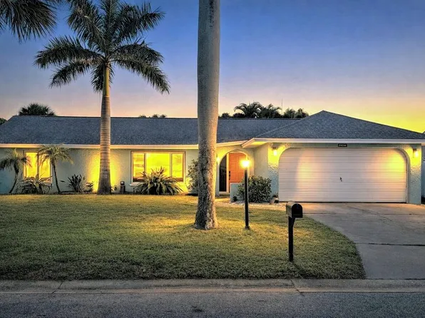 6107 9th Ave W, Bradenton, FL 34209