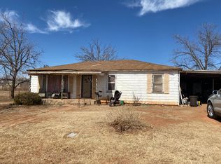 1007 E 3rd St, Spur, TX 79370