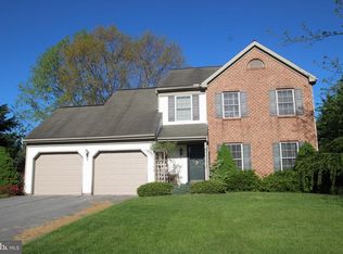 309 Farmland Dr, Elizabethtown, PA 17022
