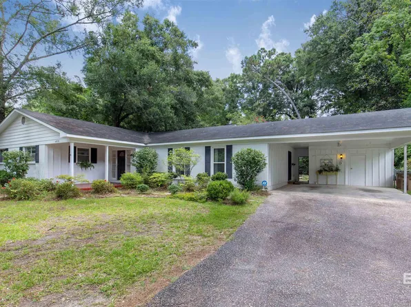 4828 Princeton Dr, Mobile, AL 36618