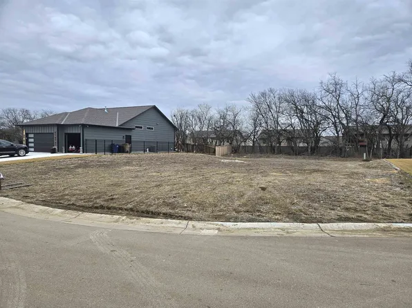 2512 Emerald Ct Lot 25, Andover, KS 67002