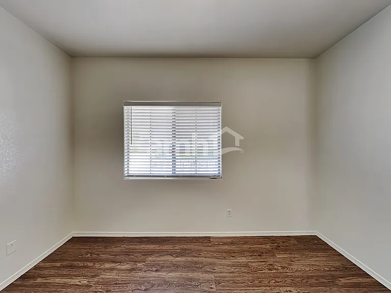 6513 W Miami St — Photo 6