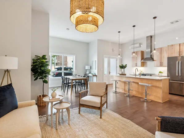 113 Newbury Street #105, Portland, ME 04101