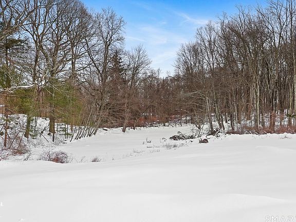 5th image of 424 Waverly Road