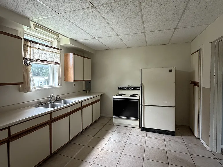 2237 Bingham St #2 — Photo 7