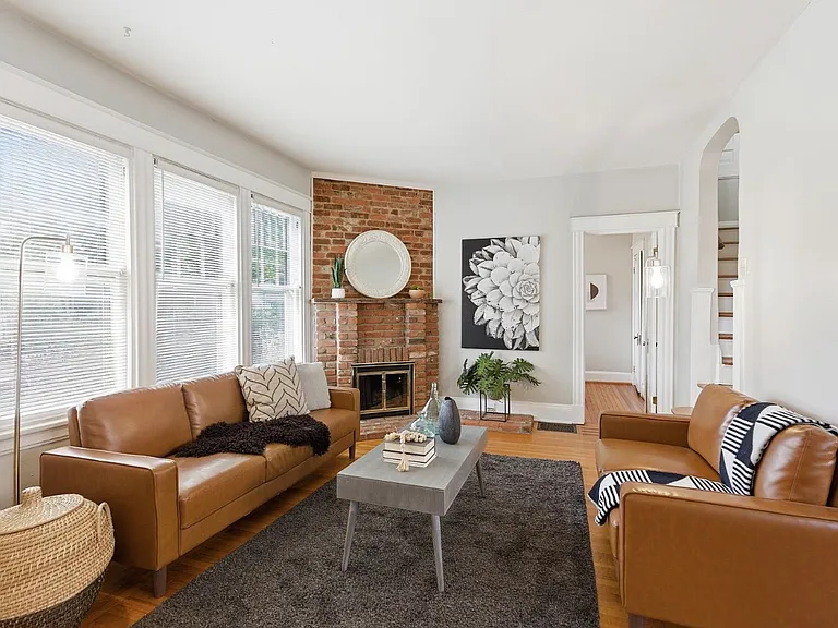 2840 Pine Grove Ave — Photo 15