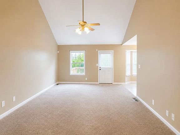 3rd image of 168 Kings Deer Dr