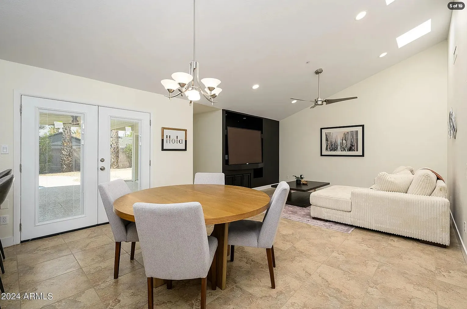 4 bed, 1973 sqft, $3,700 — Photo 4