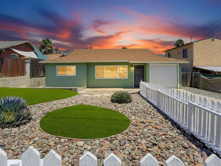 1463 Sweetwater Ln — Photo 31
