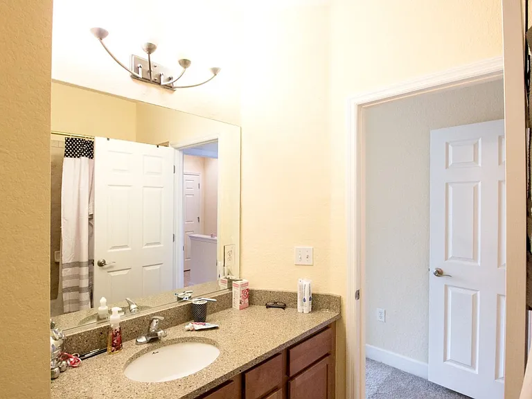 2508 SW 35th Pl #K65 — Photo 13