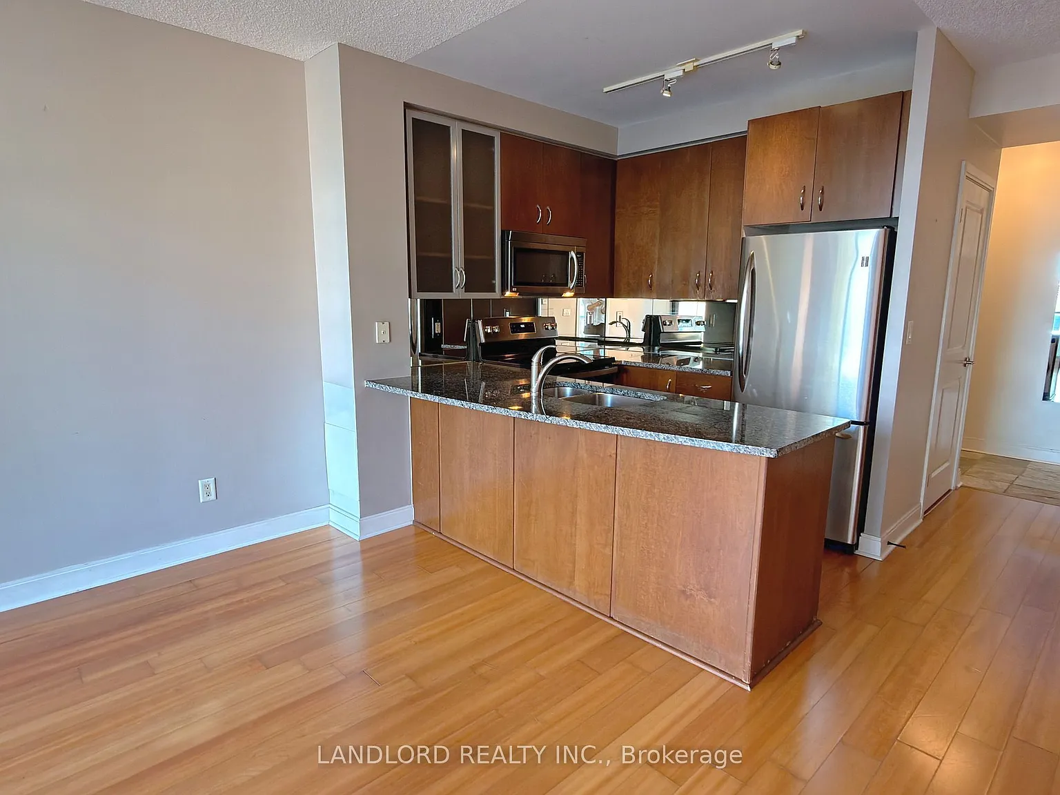 2 bed, $2,975 — Photo 1