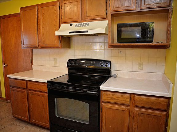 5th image of 2520 N 6th St