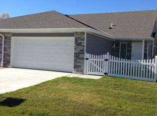 6621 S 59th St, Lincoln, NE 68516