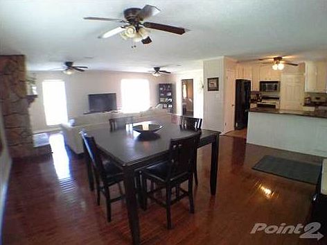 2nd image of 4832 Jennifer Ln