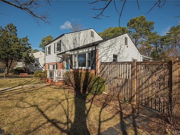 5th image of 9000 Minna Dr