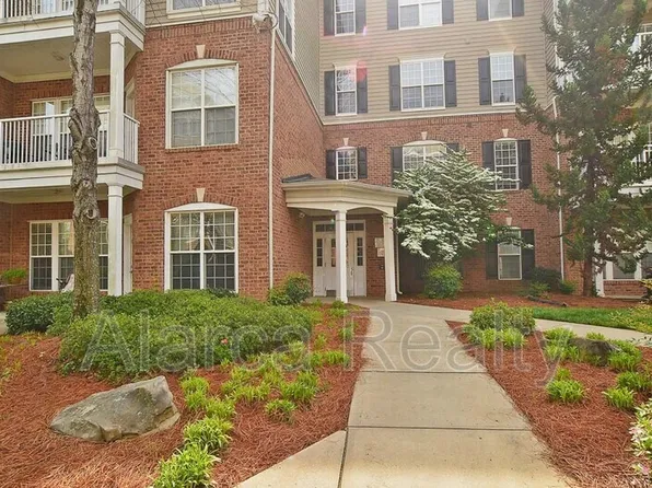 3282 Margellina Dr, Charlotte, NC 28209