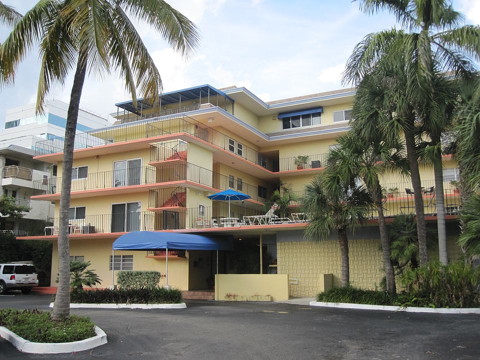 1st image of 2539 S Bayshore Dr APT 314