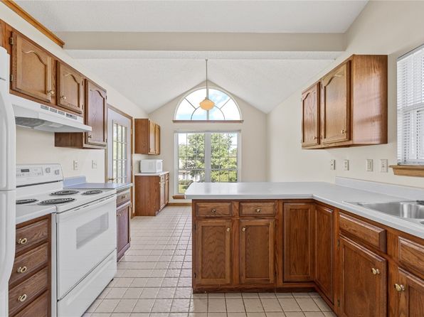 3490 Willowridge Rd UNIT D, Marion, IA 52302