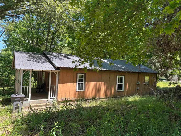 107 Potts St, Russellville, AL 35653