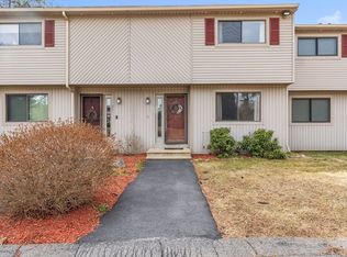 28 Southbridge Rd UNIT 202, Charlton, MA 01507