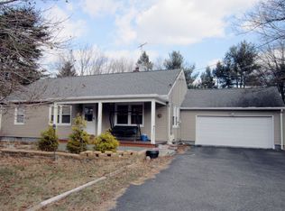 81 Hightstown Rd, West Windsor, NJ 08550