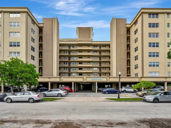 1811 Jefferson Street #202, Hollywood, FL 33020