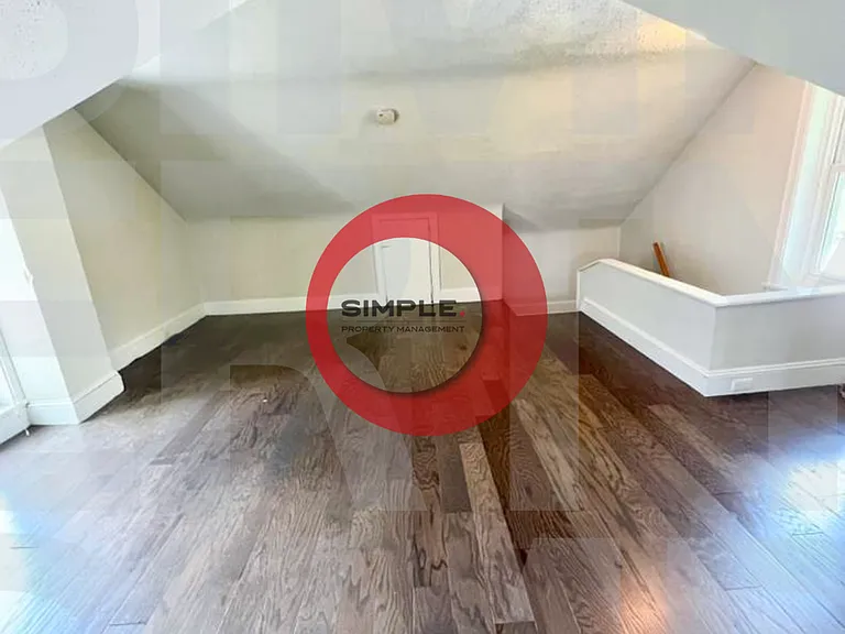 260 Walnut St — Photo 14