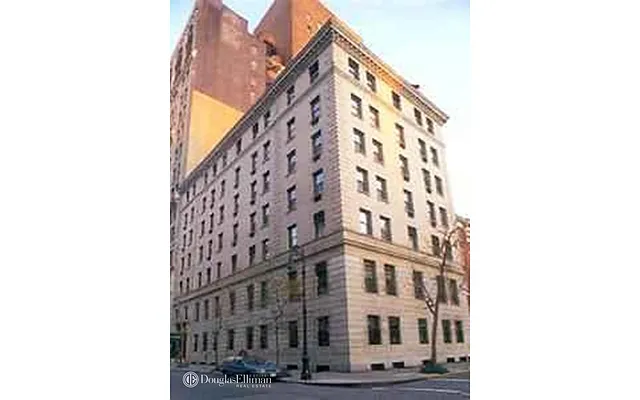 Rented by Douglas Elliman | media 27