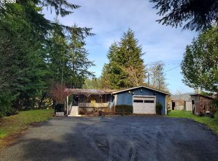 94419 Scoville Ln, Coos Bay, OR 97420