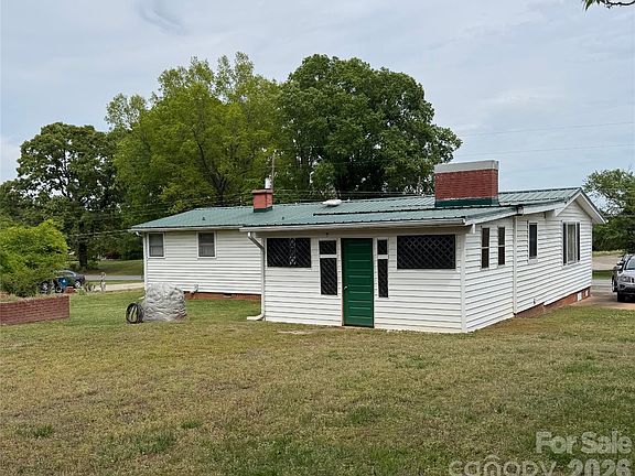 2nd image of 535 Plato Lee Rd