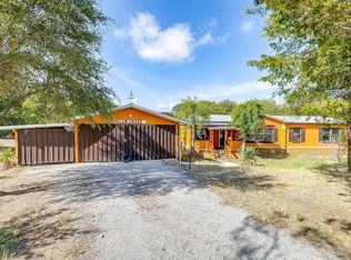 520 Blue Sky Ct, Springtown, TX 76082