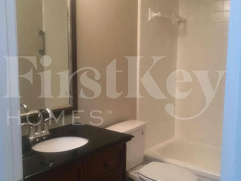 687 SW Heather St — Photo 20