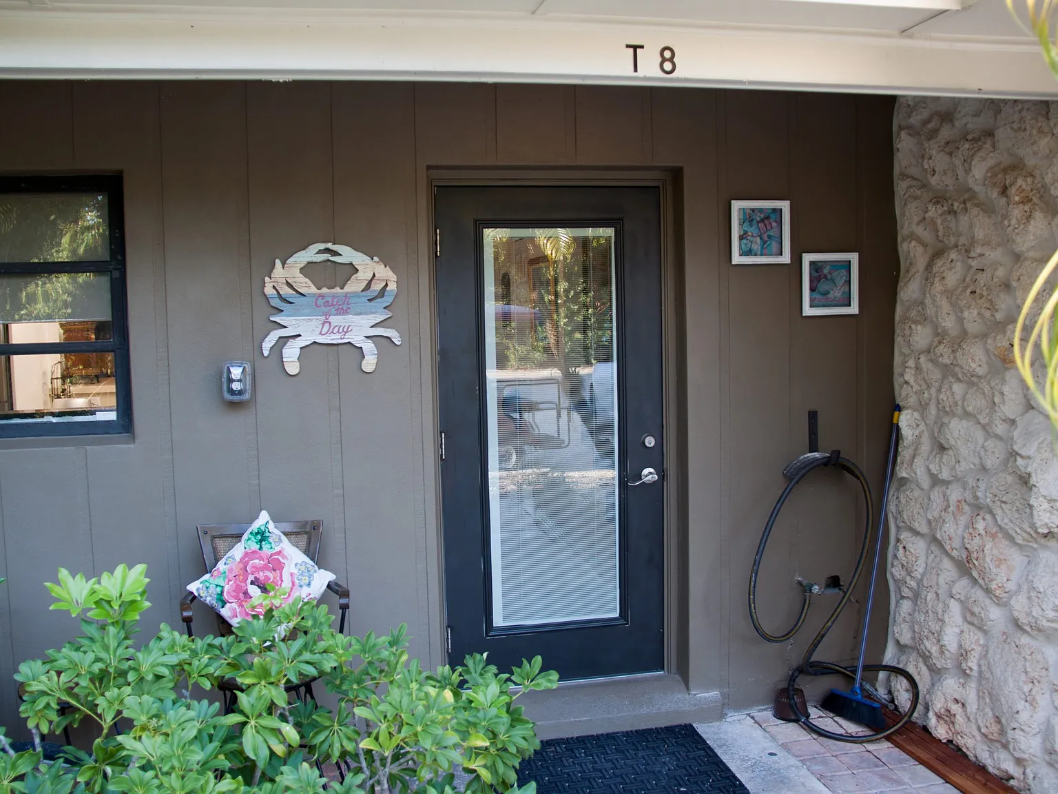 2 bed, 1.5 bath, 1056 sqft, $3,750 — Photo 3