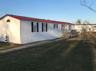 105 Baywater Cir, Newport, NC 28570