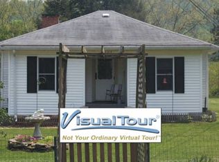 64218 Clark Ln, Stewartsville, OH 43933