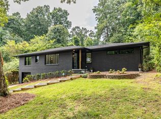 2882 Rockcliff Rd, Atlanta, GA 30316