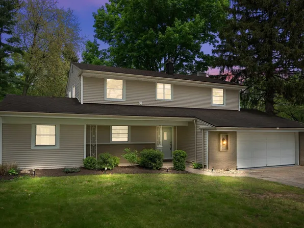 2424 Engle Rd, Fort Wayne, IN 46809