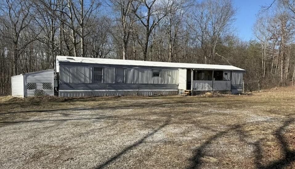 2nd image of 3815 Blaylock Rd