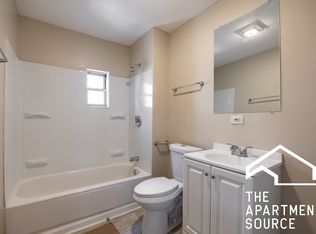 1877 N Milwaukee Ave #4, Chicago, IL 60647